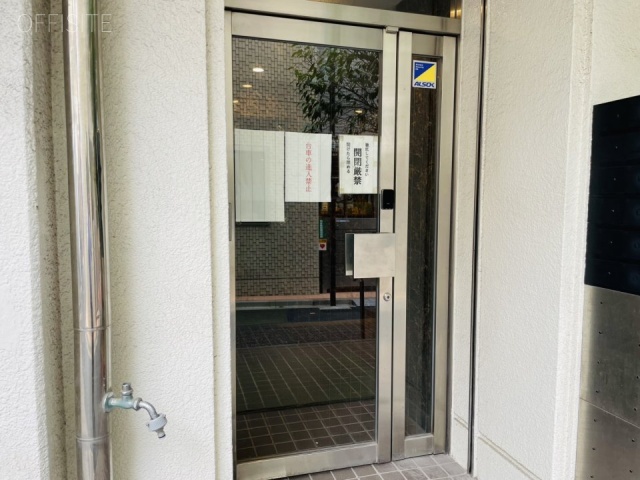 清田商会ビル オフィスビル出入口