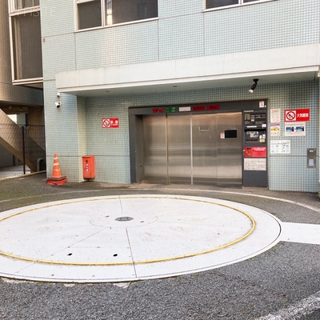 芝一丁目ビル 駐車場