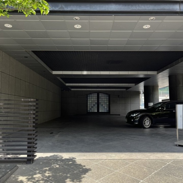 アーバン芝公園 駐車場