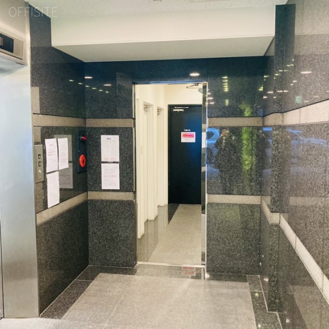 京橋中央ビル エントランス