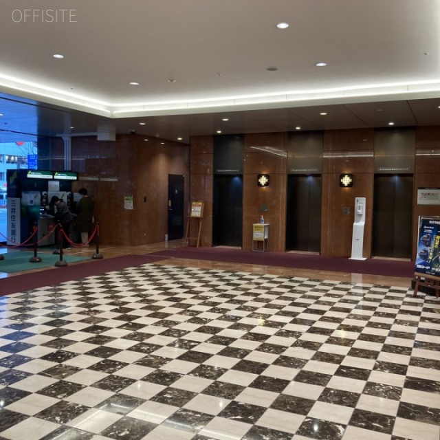 KD南青山ビル エントランス