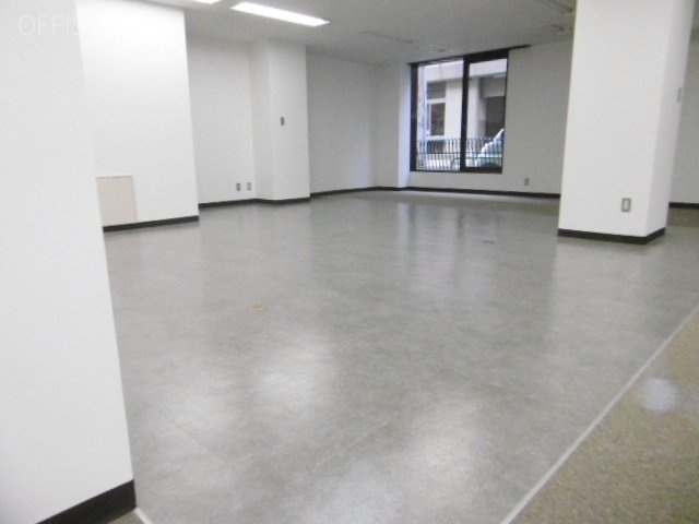 新橋アネックス 室内