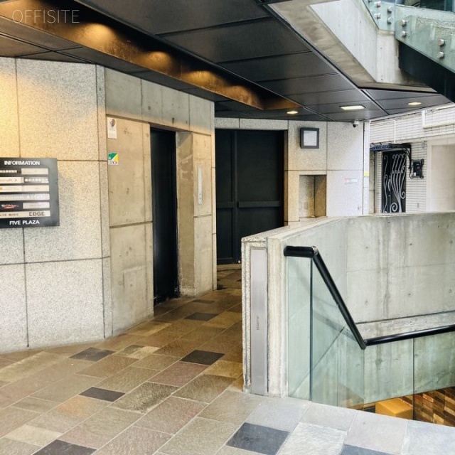 六本木ファイブ エントランス