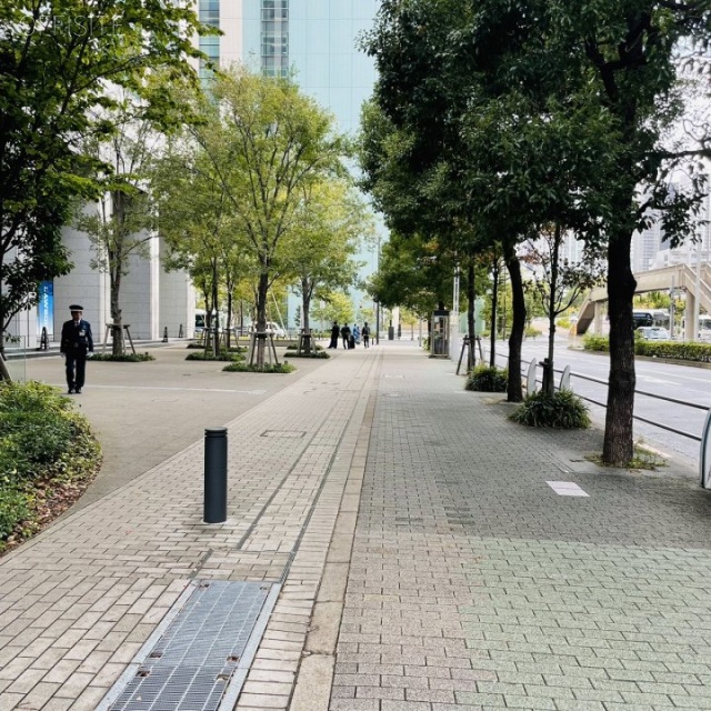 Shinagawa HEART 前面歩道