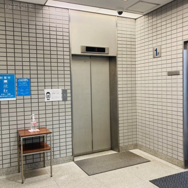 インターパーク代々木 エントランス