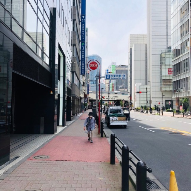 産報佐久間ビル ビル前面道路