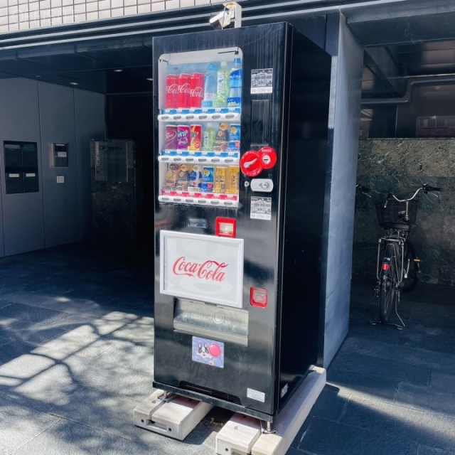 OF信濃町ビル 自動販売機
