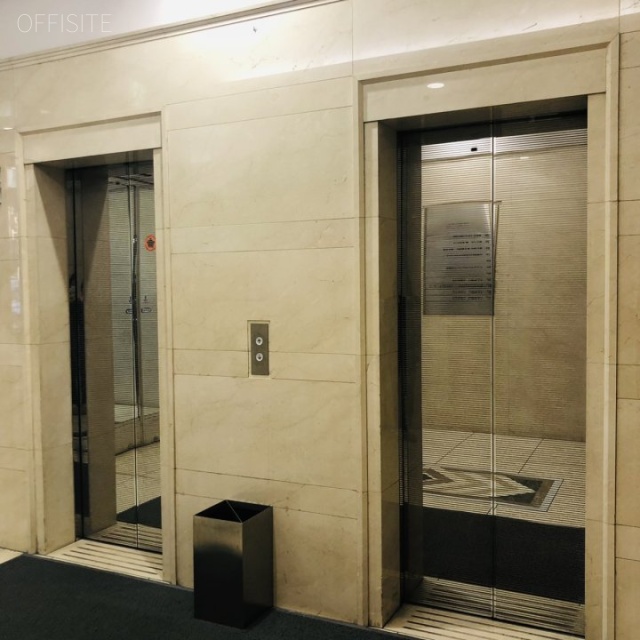 日清ビル エレベーター