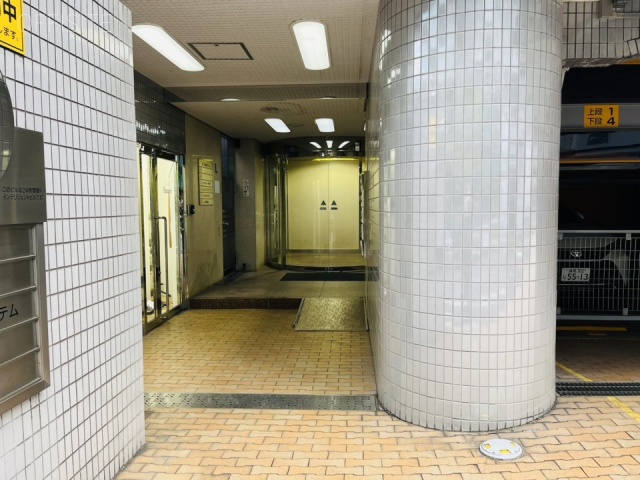 MIB四谷ビル エントランス