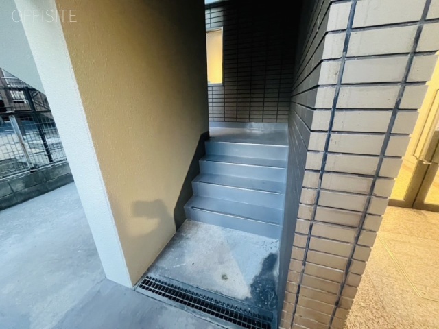 ASTRA中目黒 階段