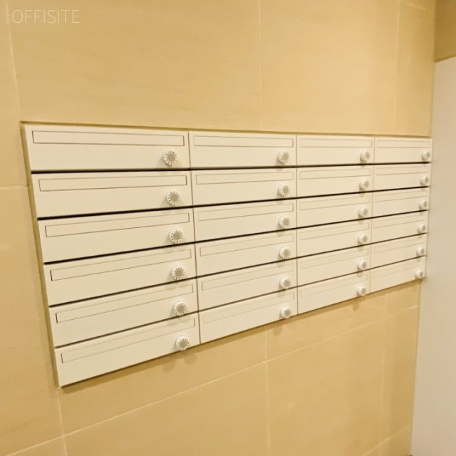 一広グローバルビル 郵便受け