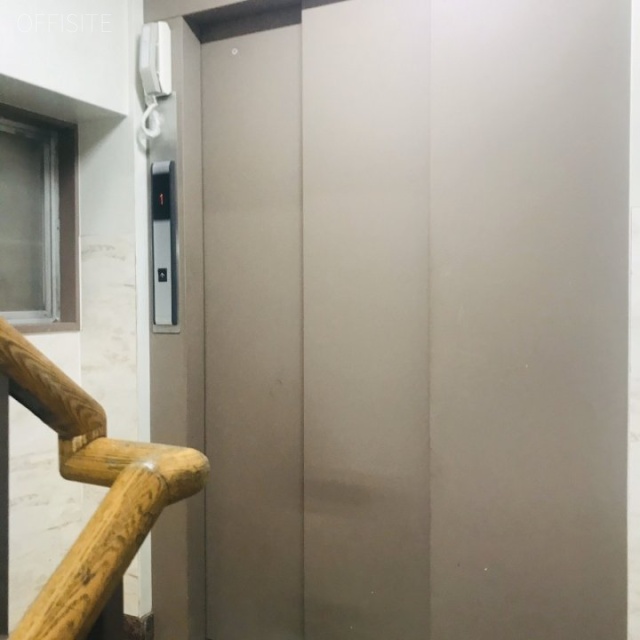 金原ビル エレベーター