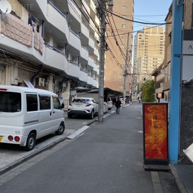 恵比寿KBKビル ビル前面道路