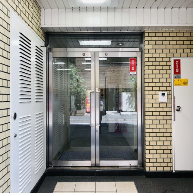 五十嵐ビル エントランス