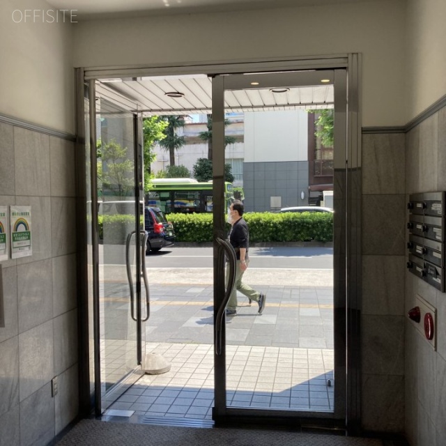 JPT赤羽ビル エントランス