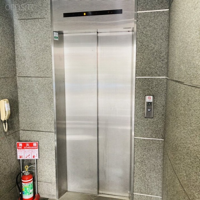 信明ビル エレベーター
