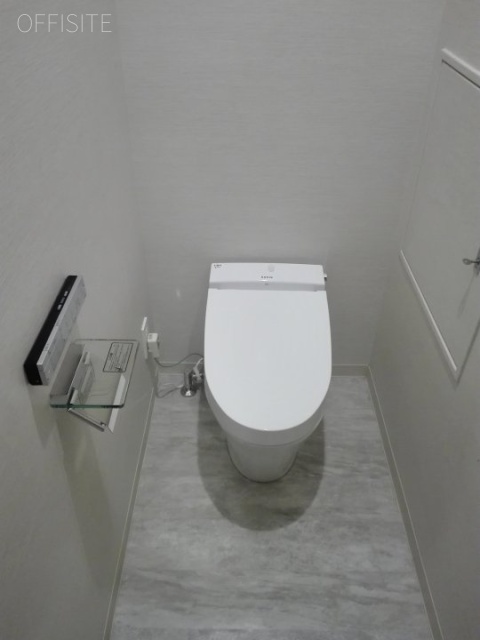 +SHIFT GINZA EAST トイレ