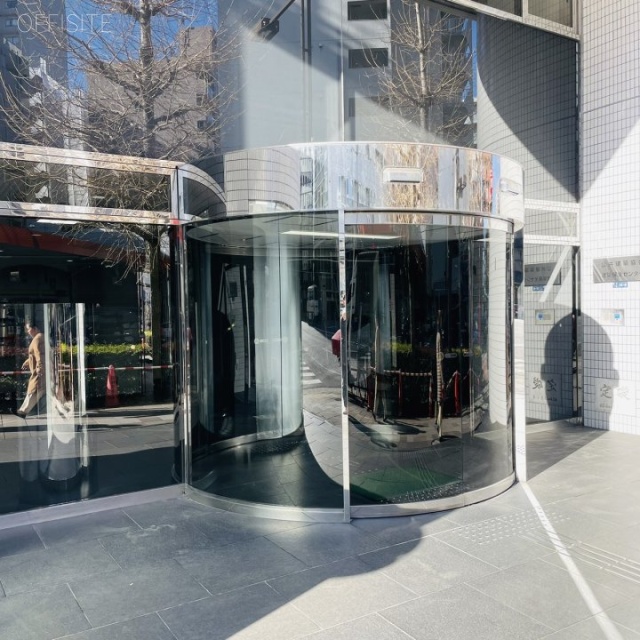 東熱新川ビル オフィスビル出入口