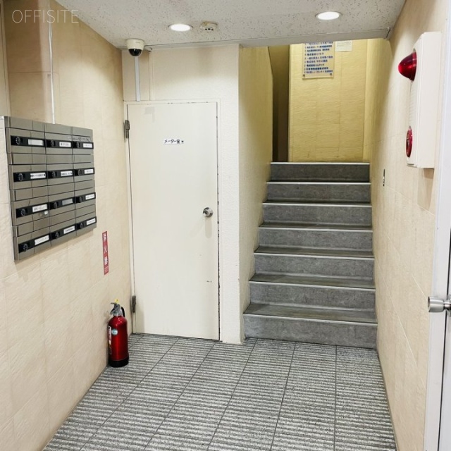 ニットクビル エントランス