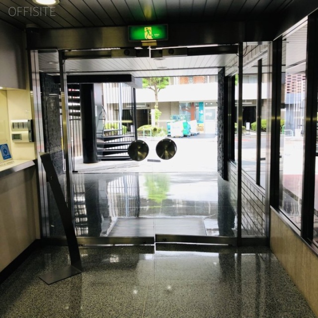 近文(キンブン)ビル エントランス