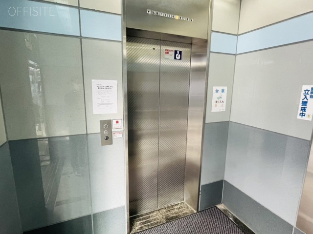 麹町富士ビル エントランス