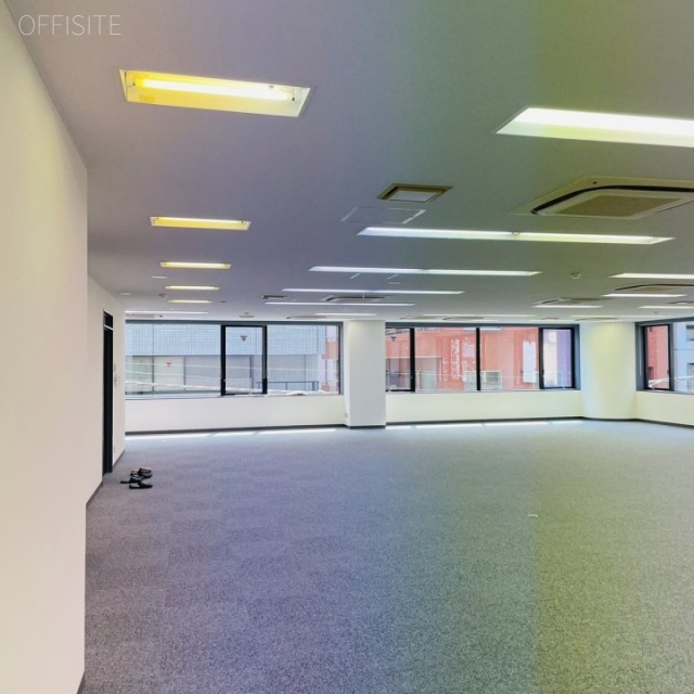 東京冷凍新川ビル 室内