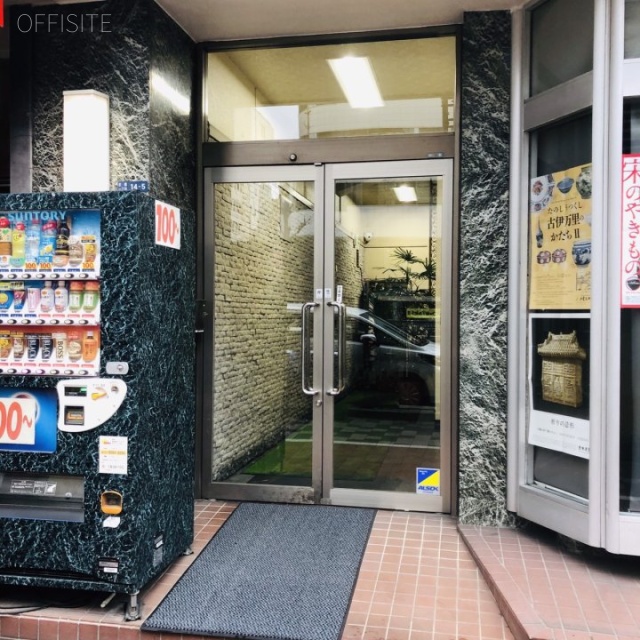 土屋ビル エントランス