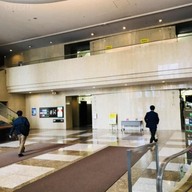 西新宿三井ビルディング エントランスホール
