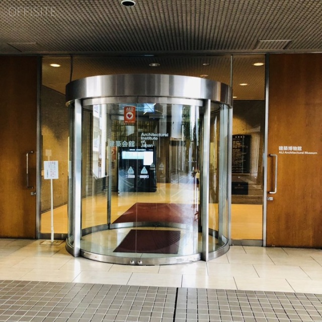 建築会館 エントランス