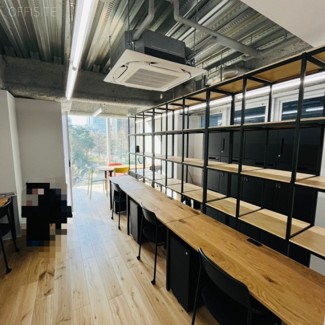 THE CUBE 神田明神 室内 4階