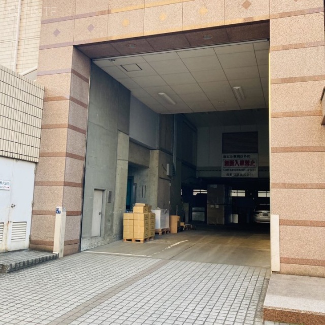 相互ビル 駐車場