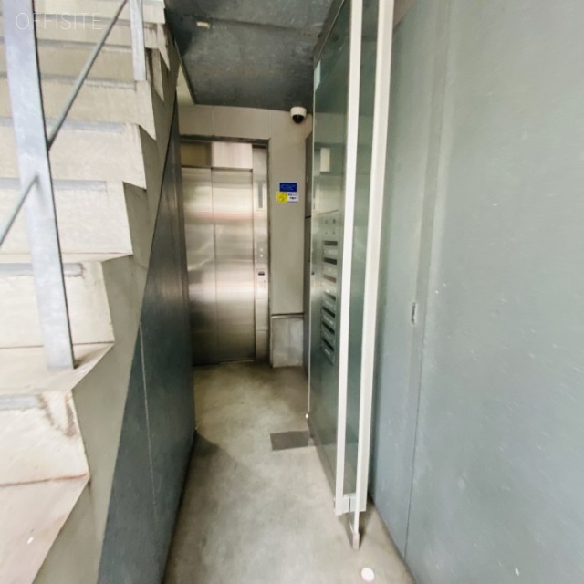 OTMビル エントランス