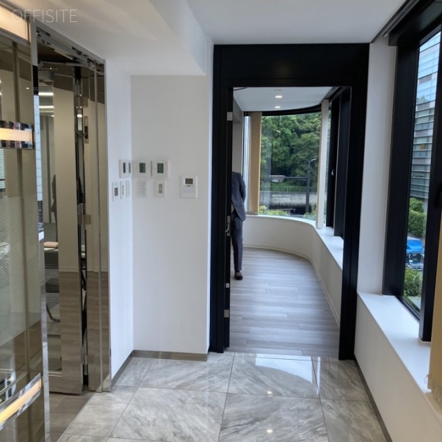 ガーデンクロス新宿御苑 室内