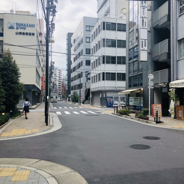エムジー小伝馬町ビル 前面道路