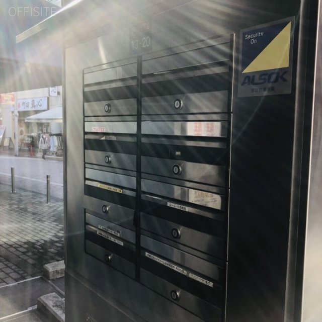 アズハーツ33 郵便受け