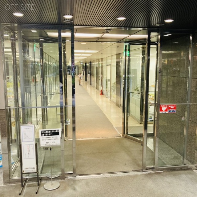 新宿サンエービル エントランス