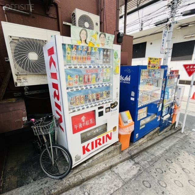 CABO Uehara 自動販売機