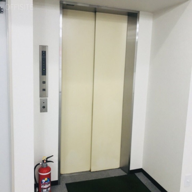 NSビル エレベーター