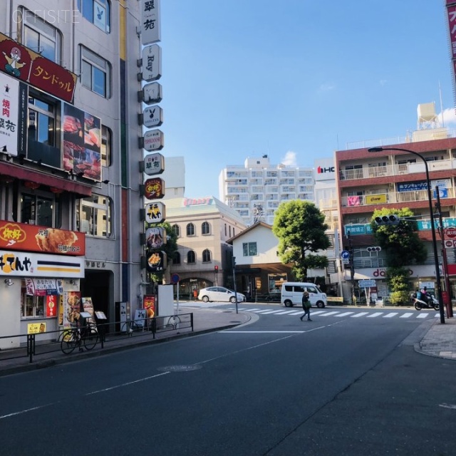 神谷ビル 前面道路