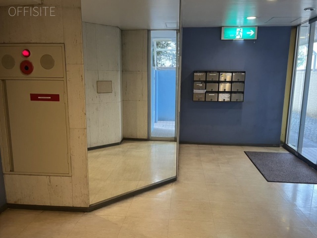 プリンス通りビル エントランス