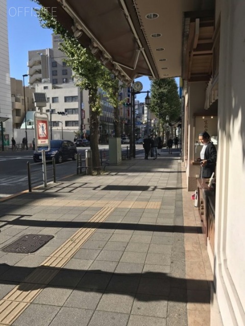 目白寛永堂ビル ビル前面道路