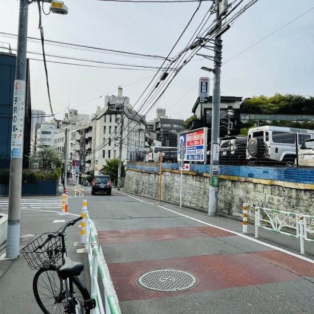 井門美竹ビル 前面道路
