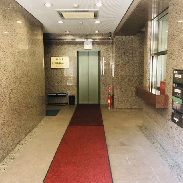 十全ビル本館・新館 エントランス