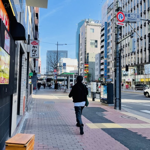 第3西欧ビル 前面歩道