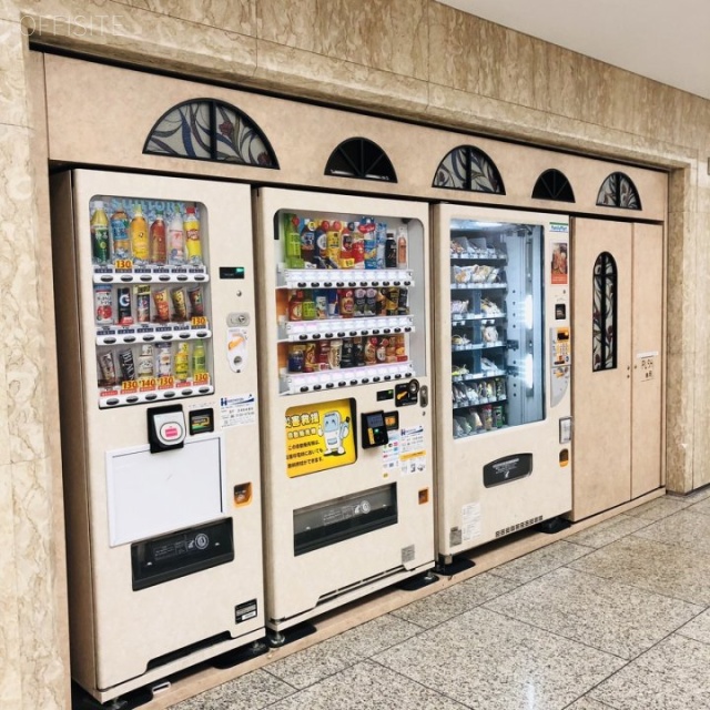 新日石ビル エントランス