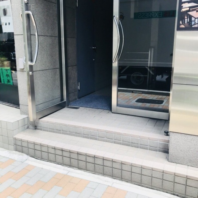 京橋宏陽ビル エントランス