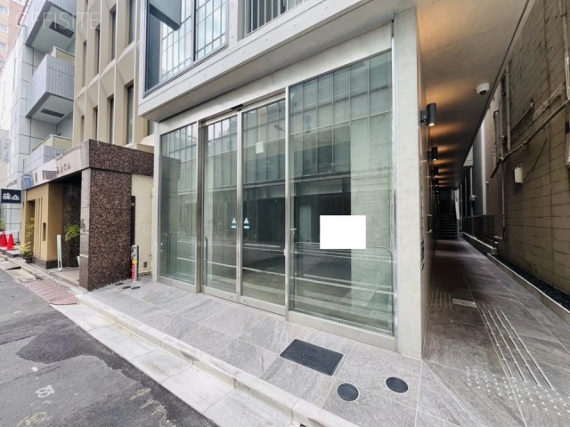 VORT京橋宝町 物件入口