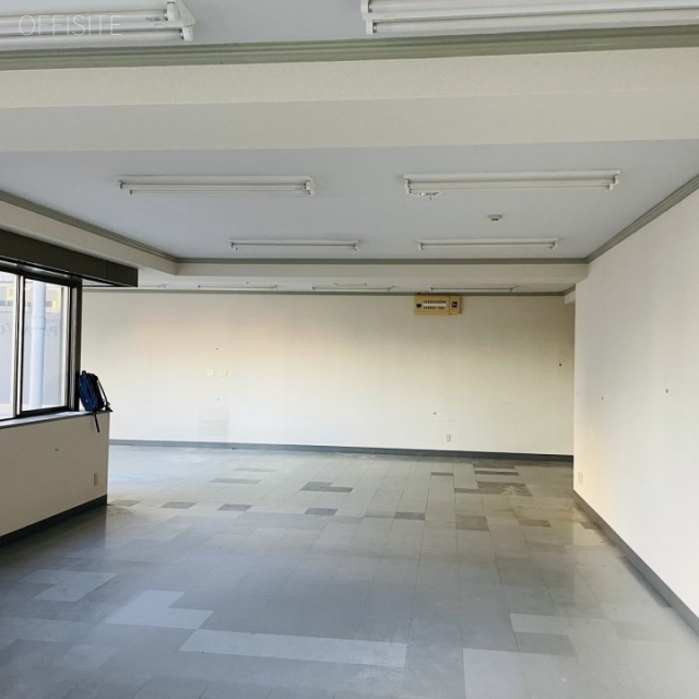 第6カネ長ビル 503号室 室内