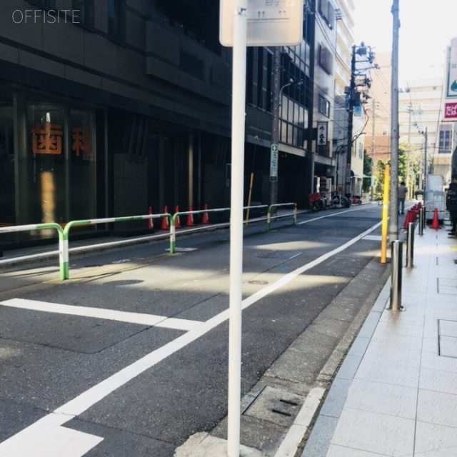 池袋KSビル ビル前面道路