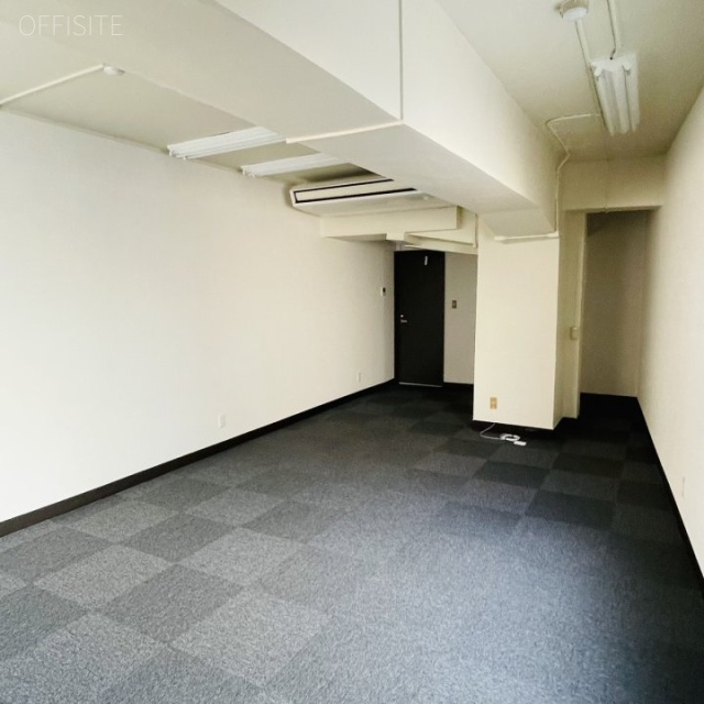 友野本社ビル 703号室 室内